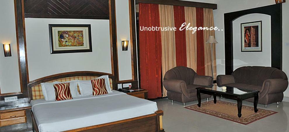 Hotel Rudra Continental Rudrapur Exteriér fotografie