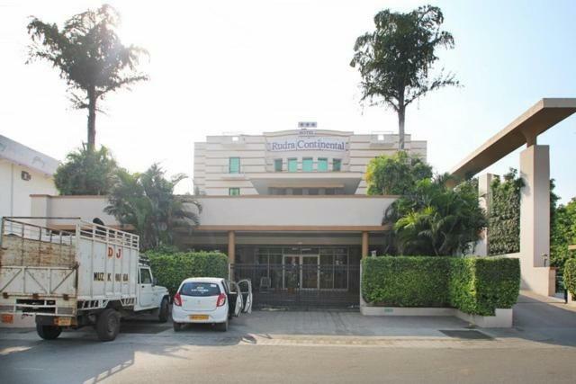 Hotel Rudra Continental Rudrapur Exteriér fotografie