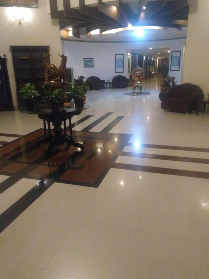 Hotel Rudra Continental Rudrapur Exteriér fotografie
